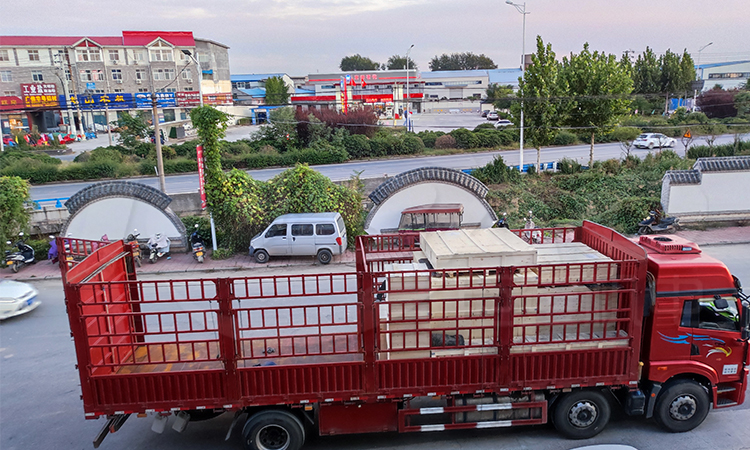 看看我們今日的小火車(chē)